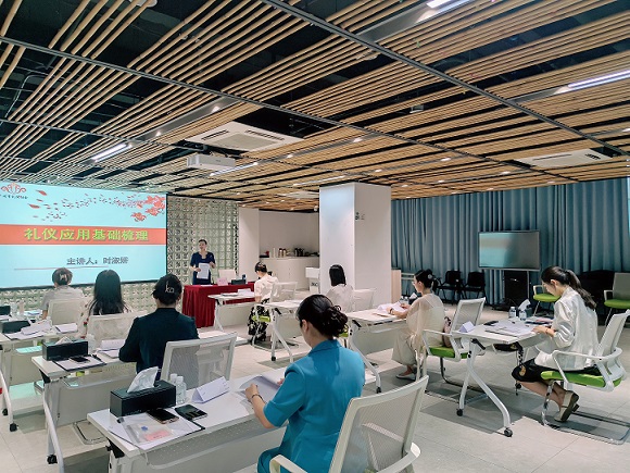 2025年7月25日-27日第102期《高級禮儀培訓師》培訓班順利開展，圓滿結束！